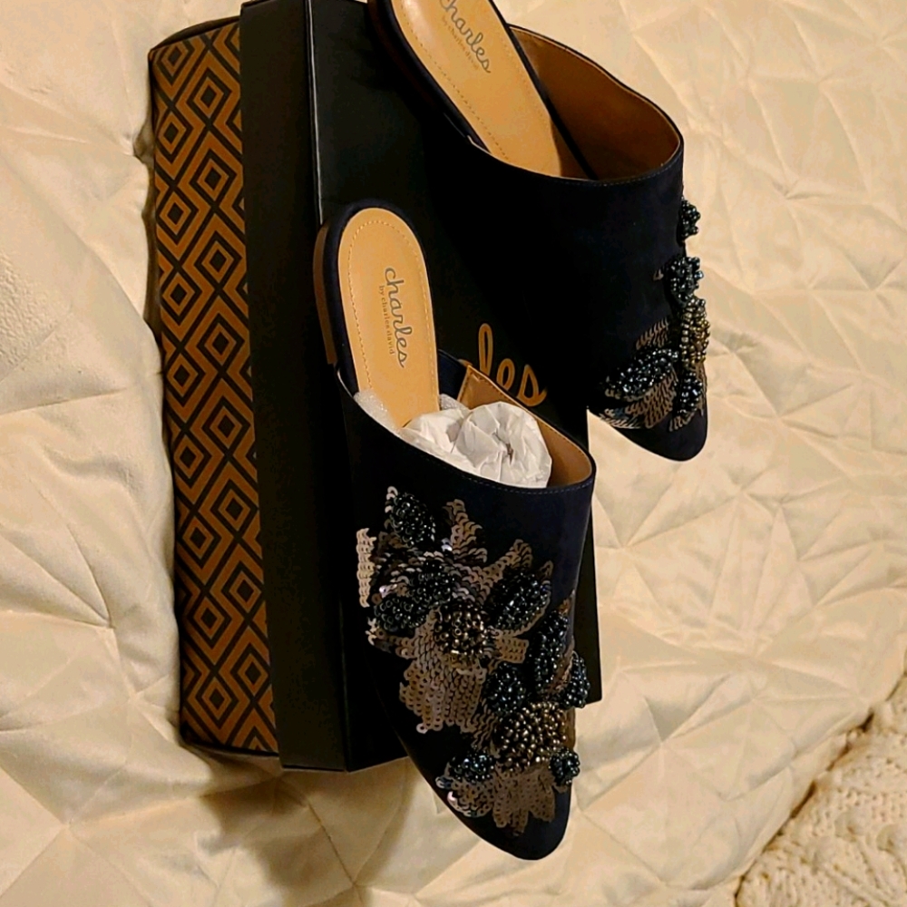 NIB Charles David Fickle mules